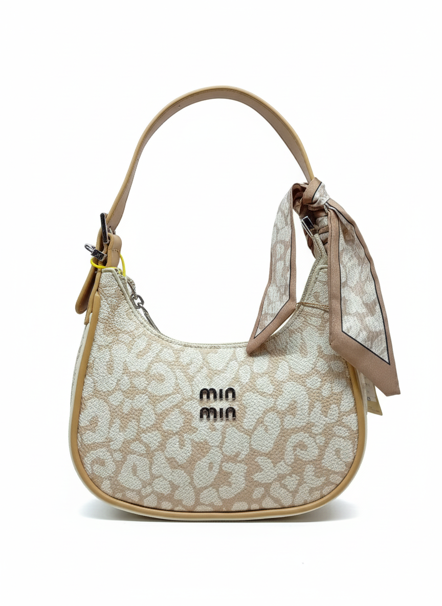 Hobo bag made of eco-leather .CH000081