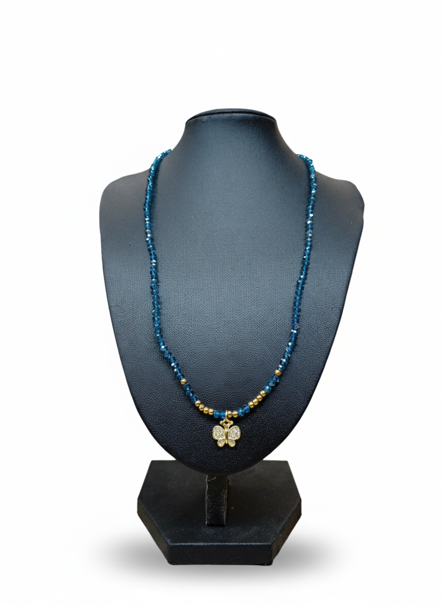 Collar De Cuentas De Lapislázuli y Una Mariposa .ON000091