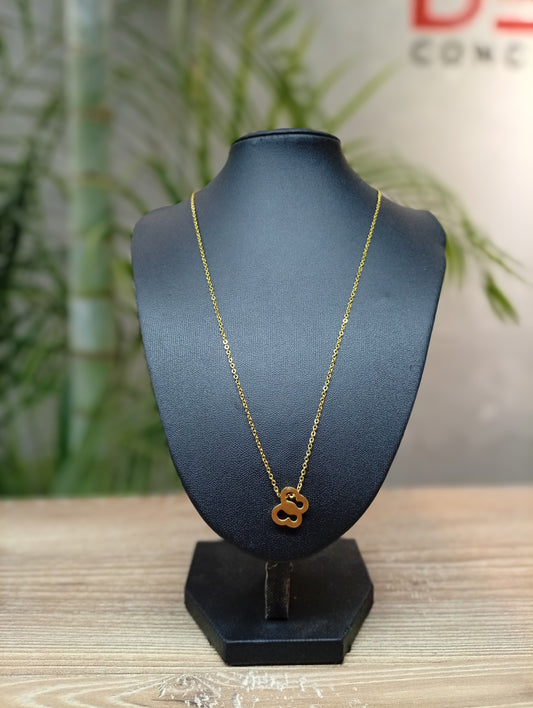 Collar De Mariposa Dorada