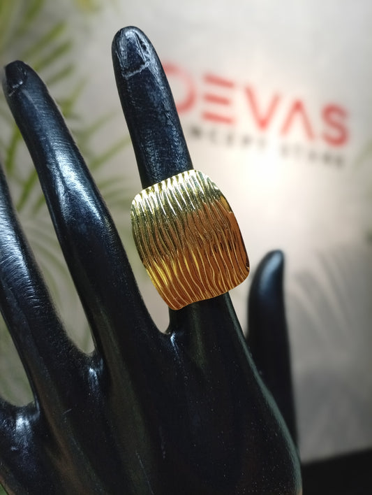 Anillo De Acero Inoxidable Láminas Doradas